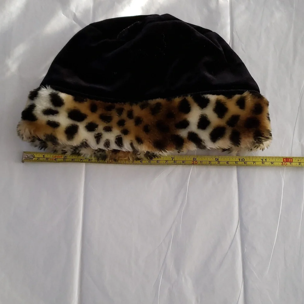 Children's Place Leopard Faux Fur Trim Girls velour hat lined BLACK Warm Soft